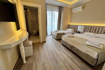 Miss Cleopatra Hotel