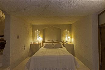 Mithra Cave Hotel