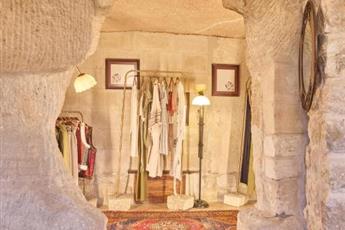 Mithra Cave Hotel
