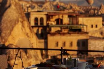 Mithra Cave Hotel