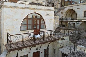 Mithra Cave Hotel