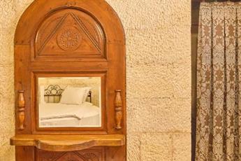 Mithra Cave Hotel