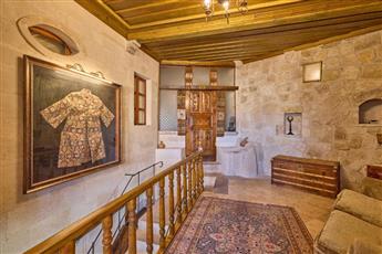 Mithra Cave Hotel