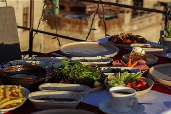 Mithra Cave Hotel
