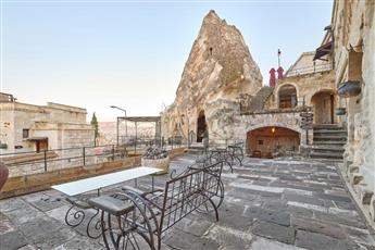 Mithra Cave Hotel