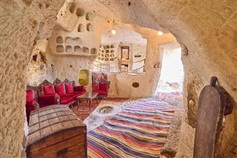 Mithra Cave Hotel