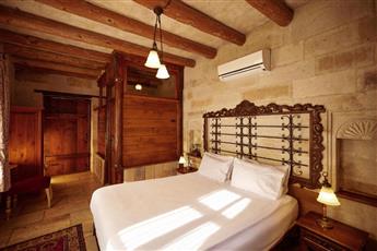 Mithra Cave Hotel