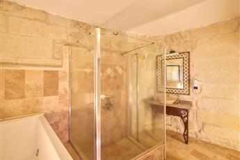 Mithra Cave Hotel