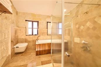 Mithra Cave Hotel