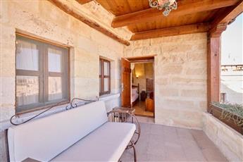 Mithra Cave Hotel