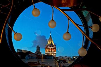 Momento Golden Horn Hotel