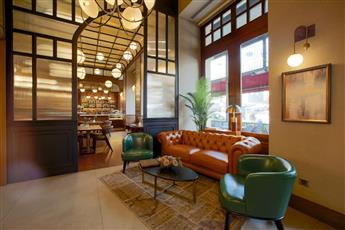 Momento Golden Horn Hotel