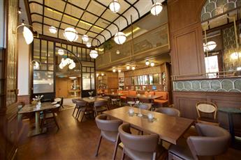 Momento Golden Horn Hotel