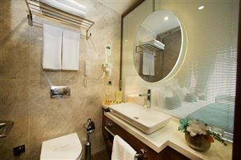 Momento Golden Horn Hotel