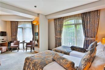 Momento Hotel Beyazit 4*