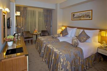 Momento Hotel Beyazit 4*