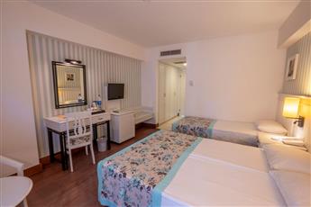 Monachus Hotel & Spa 4*