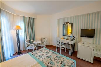 Monachus Hotel & Spa 4*