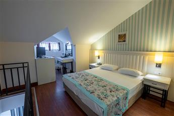 Monachus Hotel & Spa 4*