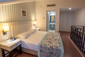 Monachus Hotel & Spa 4*