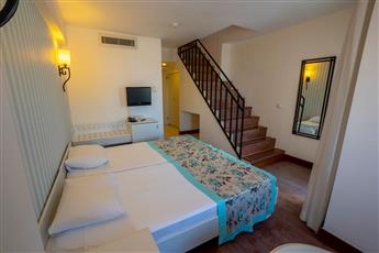 Monachus Hotel & Spa 4*
