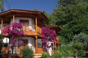 Montana Pine Resort 4*