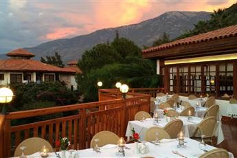 Montana Pine Resort 4*