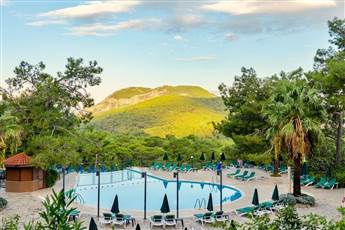 Montana Pine Resort 4*