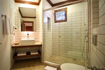 Montana Pine Resort 4*