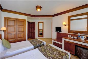 Montana Pine Resort