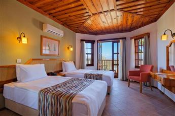 Montana Pine Resort