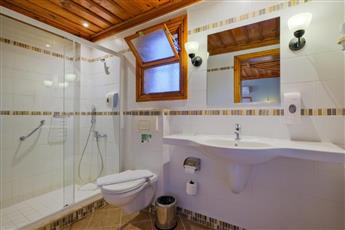 Montana Pine Resort