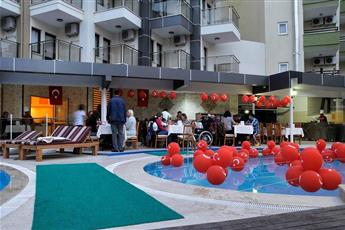 Monte Carlo Hotel
