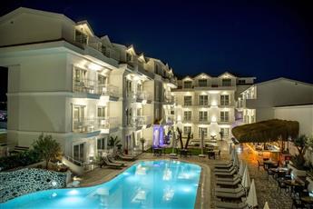 Montebello Deluxe Hotel