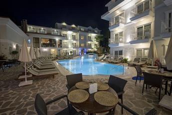 Montebello Deluxe Hotel
