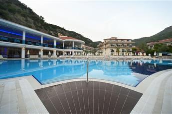Montebello Resort Hotel  4*