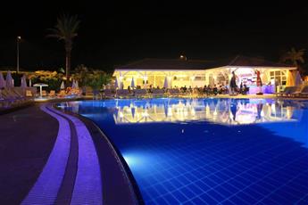 Montebello Resort Hotel  4*