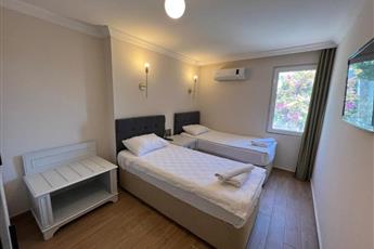 Moonshine Hotel & Suites 3*