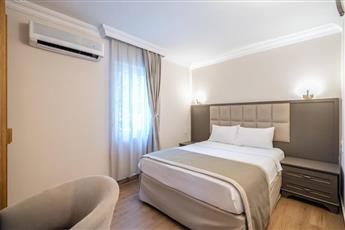 Moonshine Hotel & Suites 3*