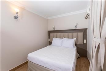 Moonshine Hotel & Suites 3*