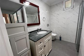 Moonshine Hotel & Suites