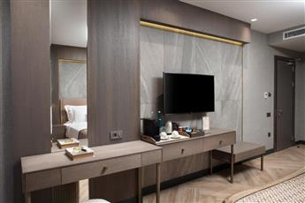 Motto By Mula Hotel 4*