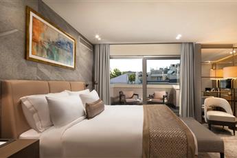 Motto By Mula Hotel 4*