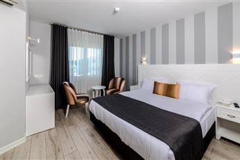 Motto Premium Hotel 4*