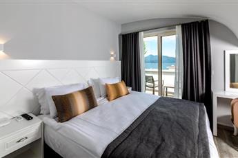 Motto Premium Hotel 4*