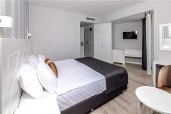 Motto Premium Hotel & Spa 4*