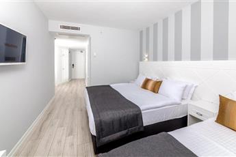 Motto Premium Hotel