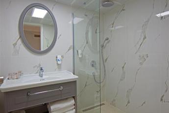 Motto Premium Hotel