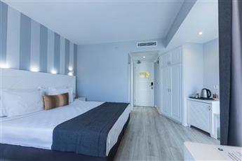 Motto Premium Hotel