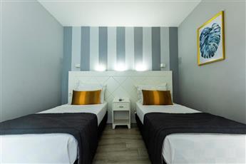 Motto Premium Hotel